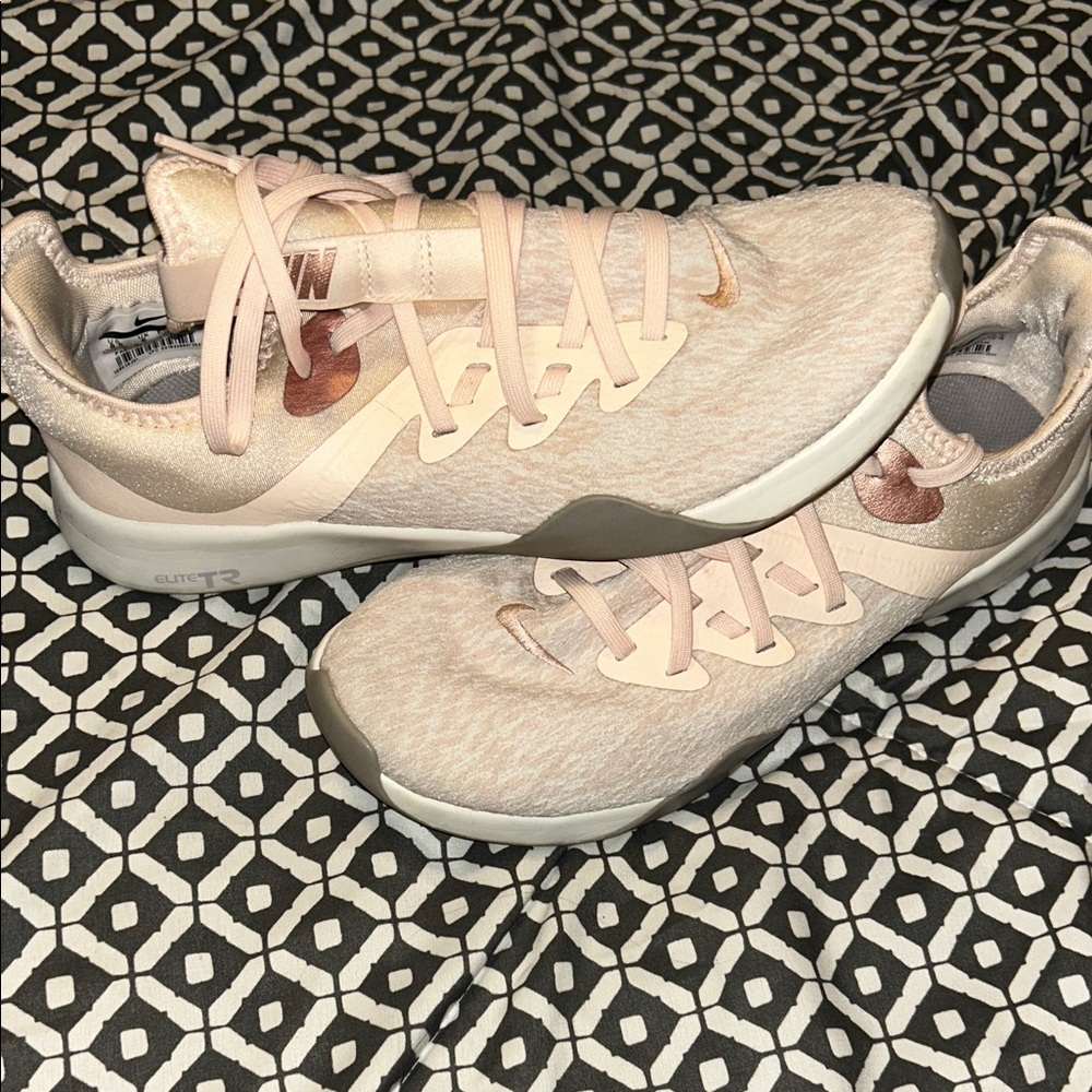 Nike Women's Cream and Gold Athletic Shoes